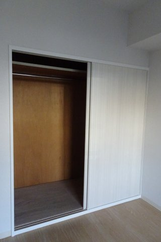 エスポワール名瀬の収納|洋室　収納　※現況優先