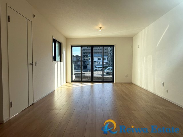 新築戸建　藤沢市城南2丁目の居間・リビング