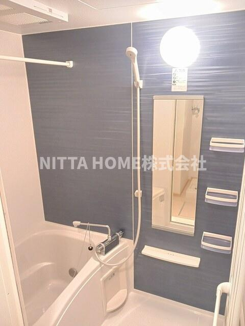 サニーハイツ・カラフルＡの浴室|追い炊き機能・浴室乾燥機も設置済み！