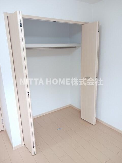 サニーハイツ・カラフルＡの収納|大きな収納スペースも魅力的(^^)/