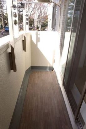 ローズメゾンのバルコニー