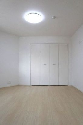 ローズメゾンの居間・リビング