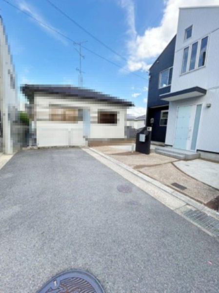 長尾元町3丁目　中古一戸建ての前面道路含む現地写真|■物件内覧・資金計画相談・住宅ローン相談、リフォーム相談、お問合せ受付中■
※当日・翌日のご内覧、ご相談はお電話でのお問合せがスムーズです！