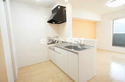 【キッチン】 | ハビタット | 【ハビタット】コンパクトなキッチンで掃除もラクラク