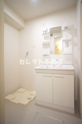 【洗面所】 | ハビタット | 【ハビタット】明るい洗面所です
