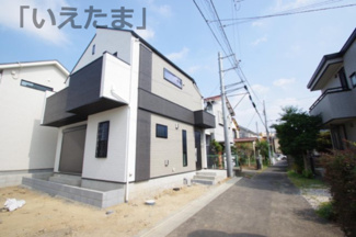 【前面道路含む現地写真】