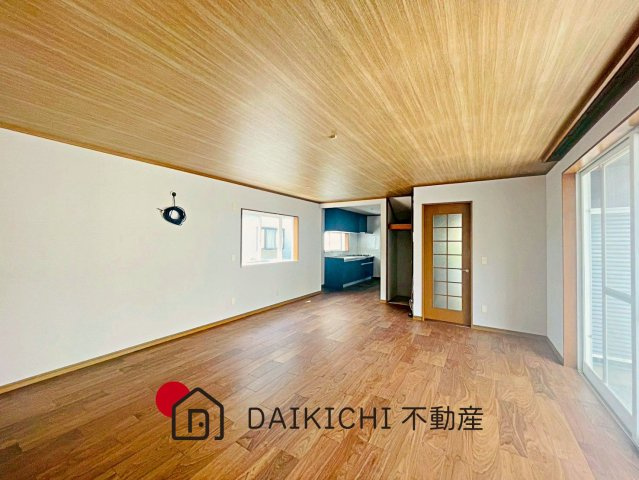 【居間・リビング】 | 久喜市南栗橋3丁目　中古戸建
