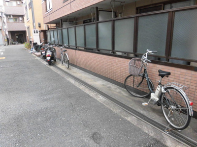 【駐車場】 | メゾンササキ | 敷地内駐輪場です。