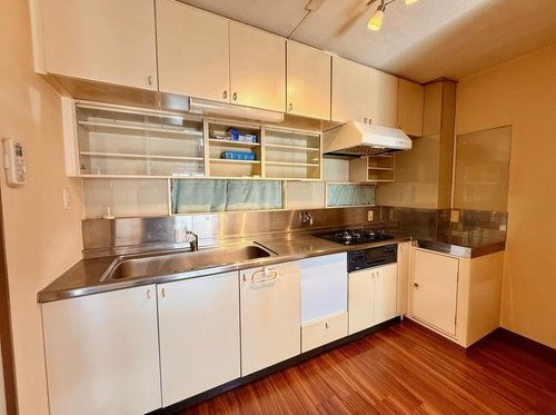 京橋第一コーポ　６階のキッチン