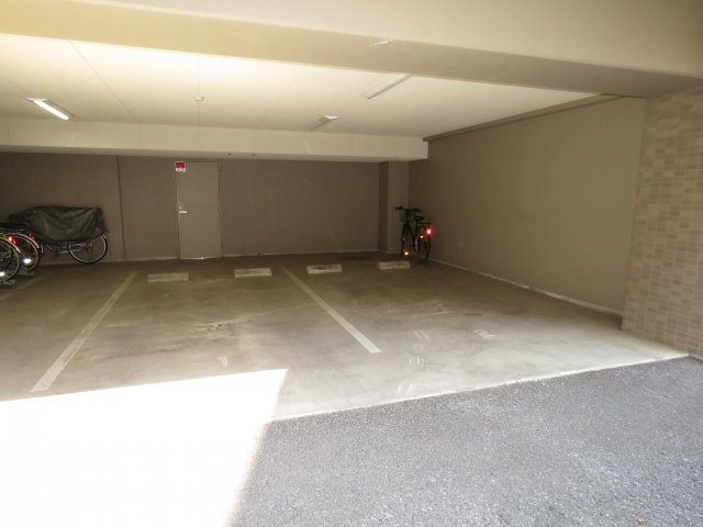 アイディスクエア川越新富町の駐車場