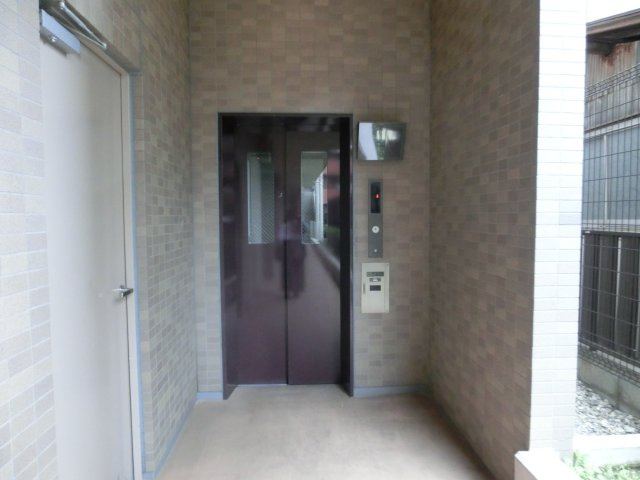 アイディスクエア川越新富町のその他共用部分|エレベーター