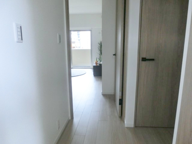 アイディスクエア川越新富町の玄関