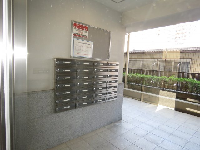 アイディスクエア川越新富町のその他共用部分|郵便ポスト