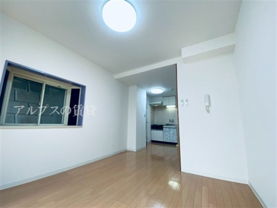 【居間・リビング】 | ビューフラット磯子