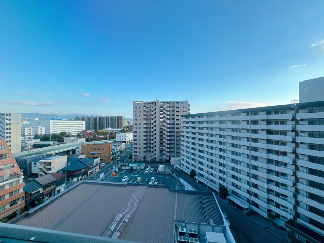 【展望】 | アクロス博多セントラルパーク☆仲介手数料無料☆ | 【10階からのパノラマビュー】視界を遮る建物がなく、開放感あふれる景色が広がります。