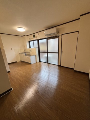 【居間・リビング】 | ロワール八坂