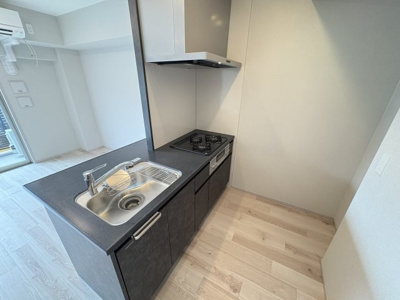 【キッチン】 | ＬｉｖｅＣａｓａ西宮 | コンパクトなキッチンで掃除もラクラク