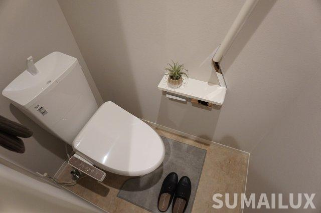 熊本市中央区壺川２丁目の賃貸マンションのトイレ