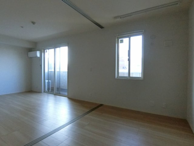 【トイレ】 | ロイヤルハイツ2