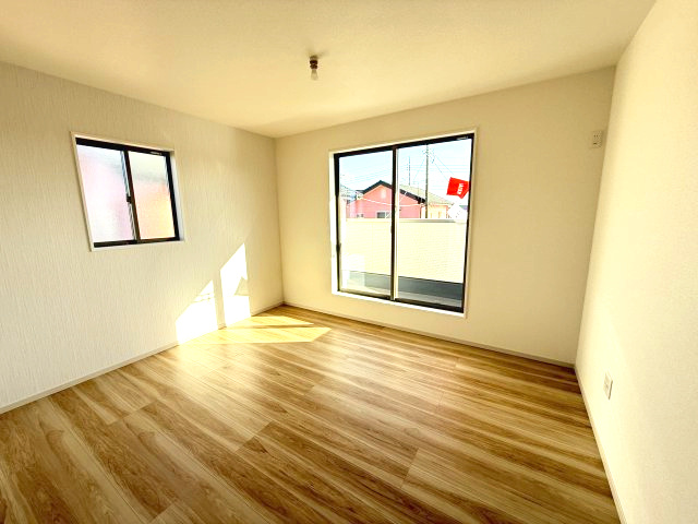 アーバンスタイル渋川市八木原１期　４号棟の洋室|２階洋室４です