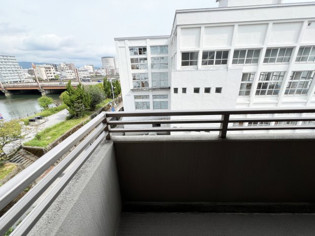リヴィエール大高のバルコニー