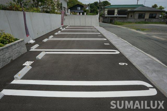 熊本市中央区壺川２丁目の賃貸マンションの駐車場