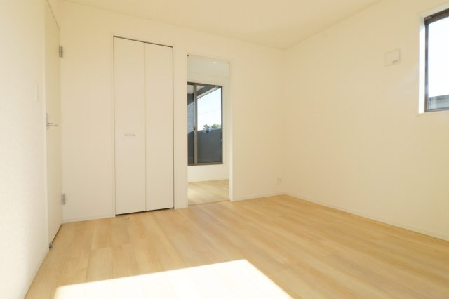 郡山市富田町大徳南第19　　　4号棟　　小山田小学校、大槻中学区の洋室