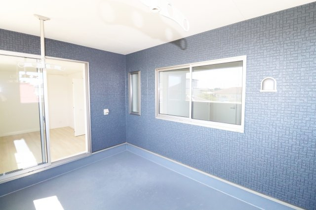 郡山市富田町大徳南第19　　　4号棟　　小山田小学校、大槻中学区のバルコニー