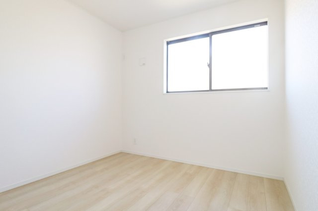 郡山市富田町大徳南第19　　　4号棟　　小山田小学校、大槻中学区のバルコニー