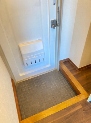 【玄関】 | リバーサイドハイツ