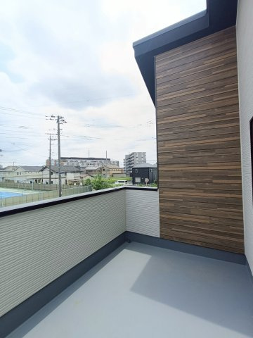八潮市　大瀬　　新築戸建　　全1棟のバルコニー|施工例です