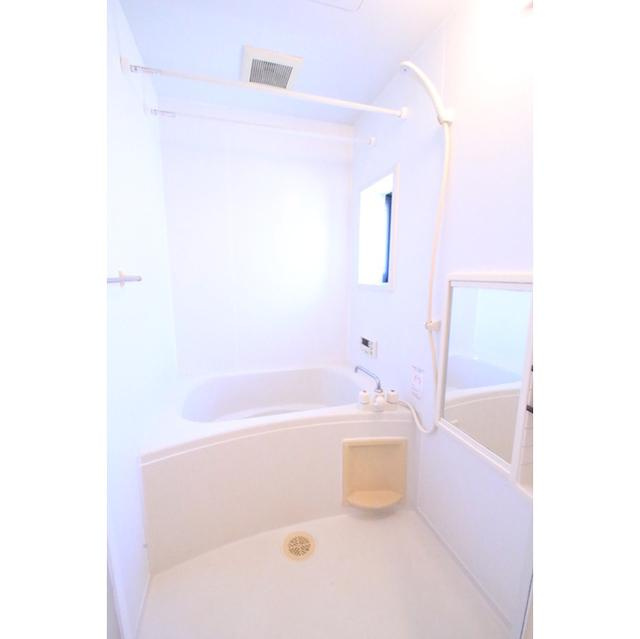 ヴィルヌーブ　Ａの浴室