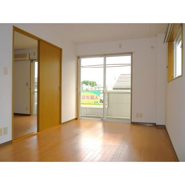 リーブル　Ｄの居間・リビング