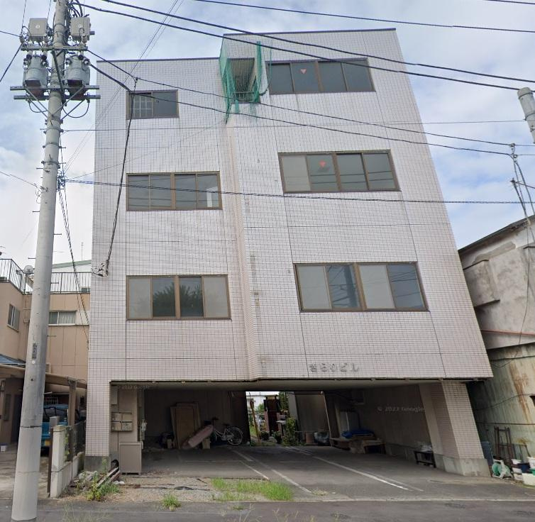 キラリビルの外観