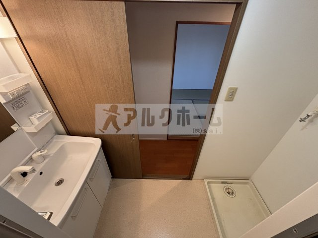 アディーレ八尾の洗面所