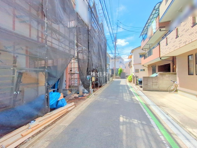 【新築分譲住宅】朝霞市本町2期の前面道路含む現地写真