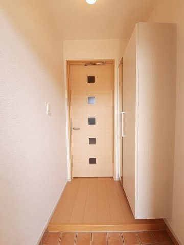 ラ・シンティランテⅡの玄関|毎日通る玄関はこちらです