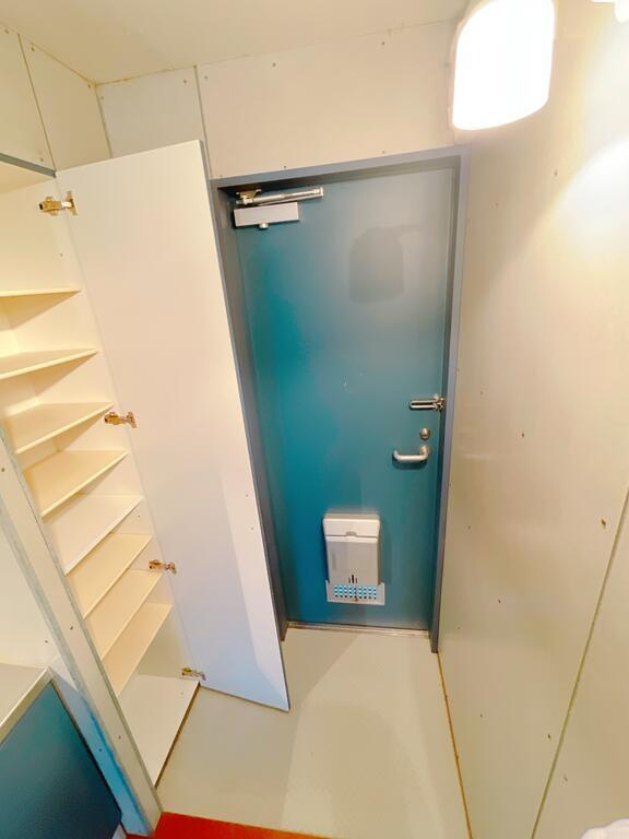 ツインパーティアムAの玄関