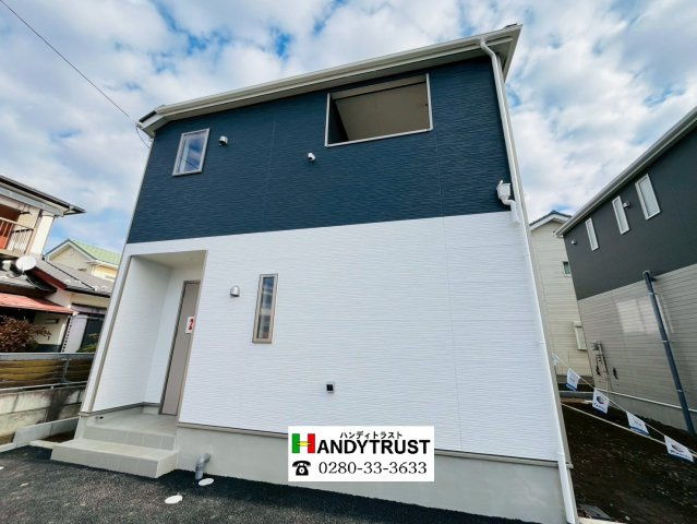 【Cradle Garden】　筑西市下川島　第２　全2邸