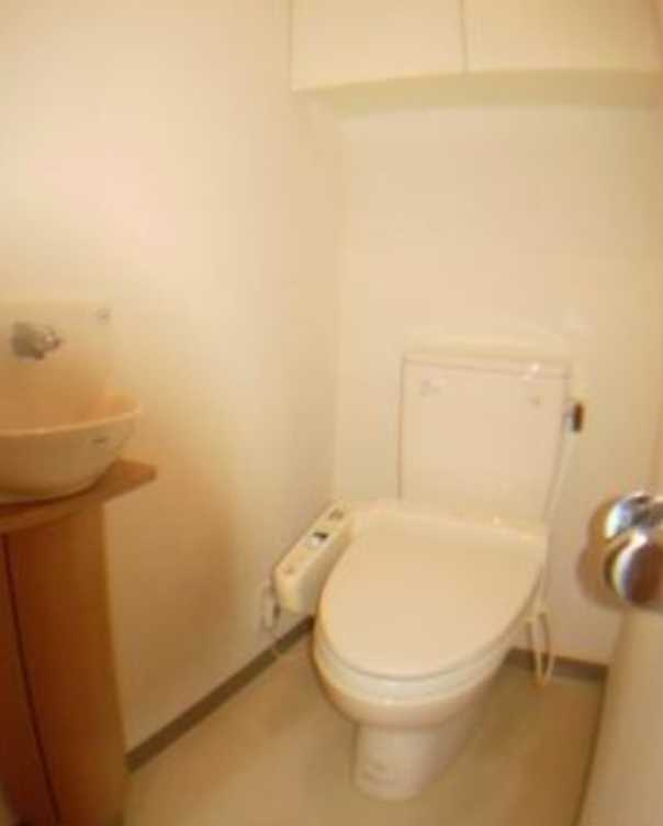 コンフォリア三宿　礼金0　ペット相談可　高層階のトイレ