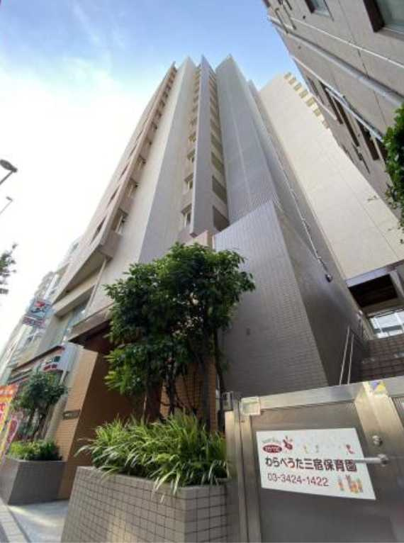 コンフォリア三宿　礼金0　ペット相談可　高層階の外観