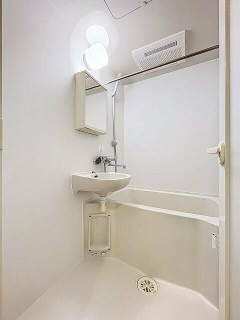 ローズマンションミヤハラの浴室