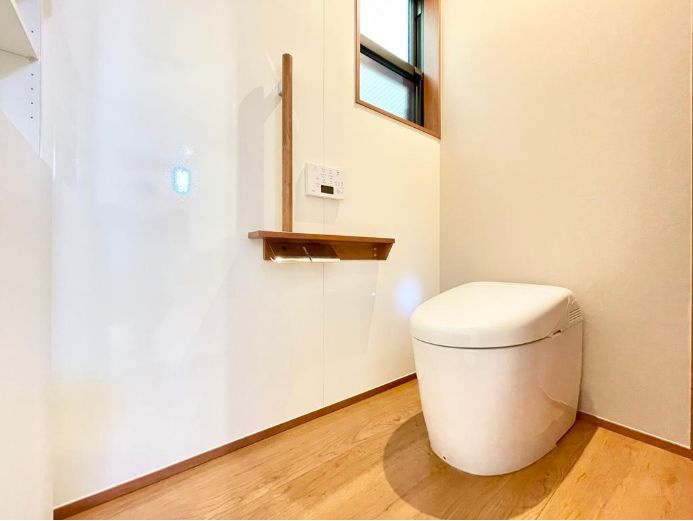 大阪市阿倍野区阪南町　中古戸建のトイレ