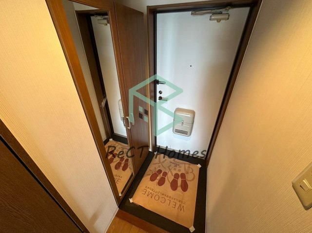 オーセント飯田の玄関