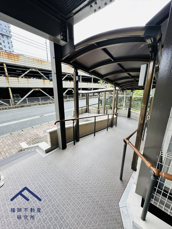 コープ野村大手町Ⅱの駐車場