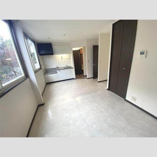 サンシティ竹ノ前の居間・リビング