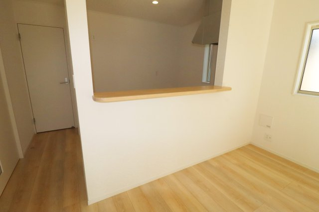 郡山市富田町大徳南第19　　　8号棟　　小山田小学校、郡山第6中学区のキッチン