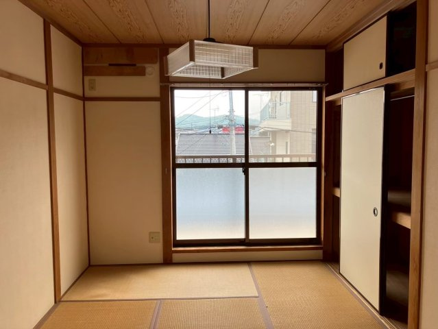 中屋ビルの和室