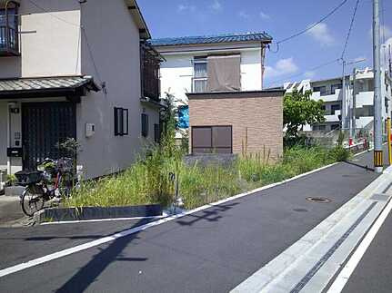 安芸郡府中町青崎中の前面道路含む現地写真