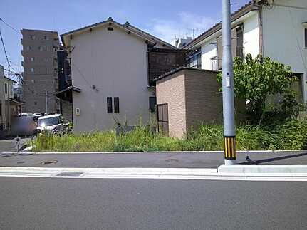 安芸郡府中町青崎中の外観